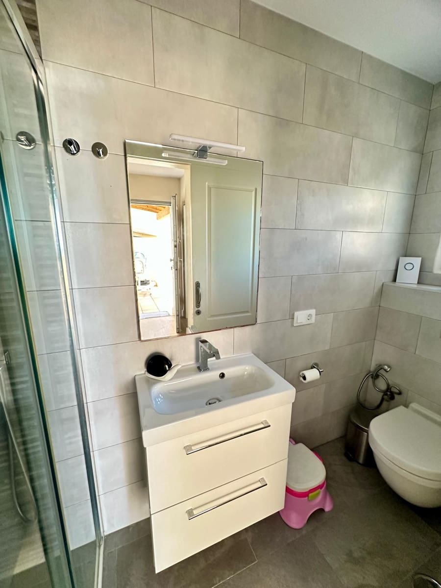 2 soveværelse Semi-Rækkehus til salg i Caleta de Fuste - € 245.000 (Ref: 8614945)