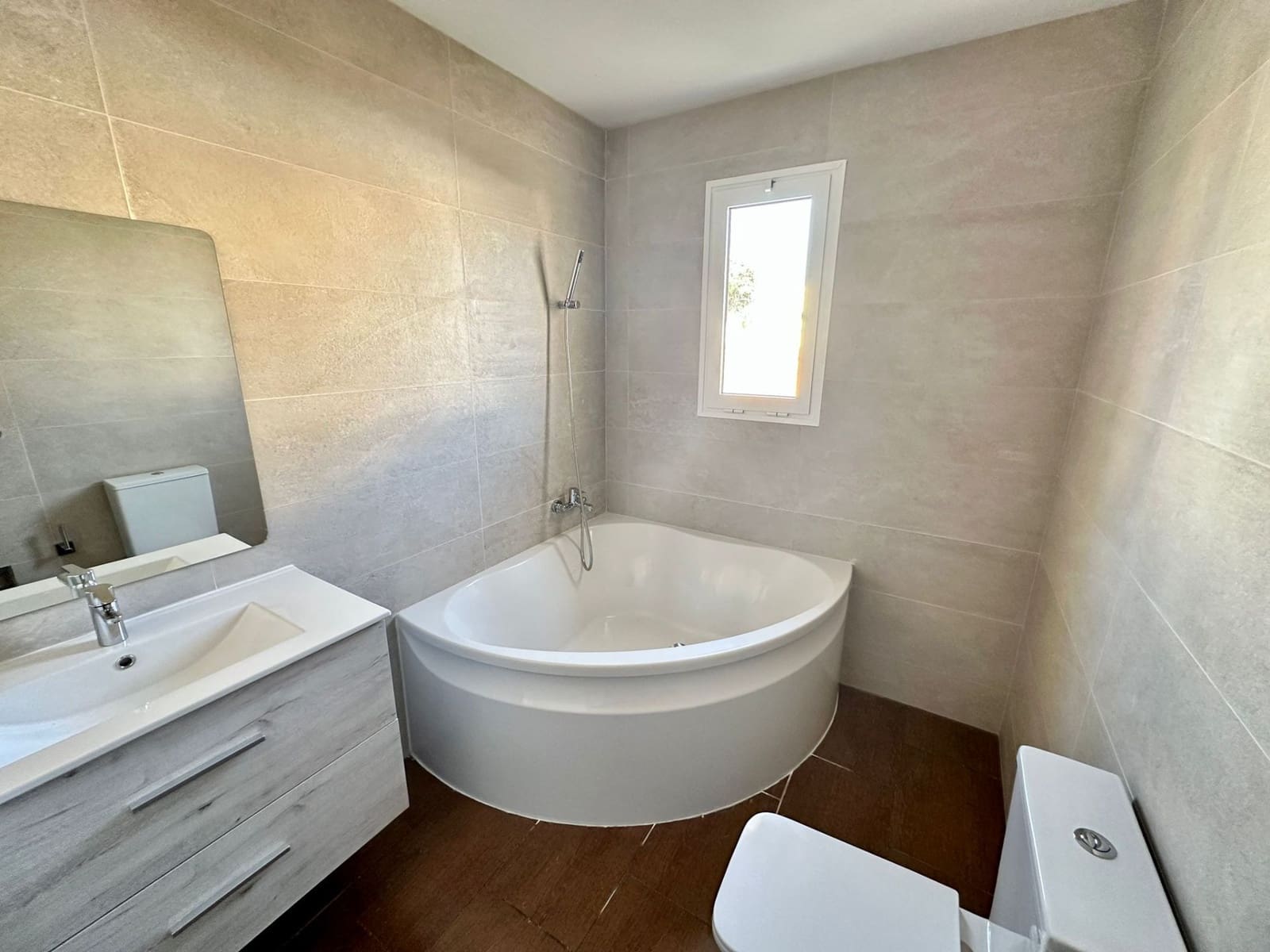 3 bedroom Villa for sale in Triquivijate - € 310,000 (Ref: 8691121)