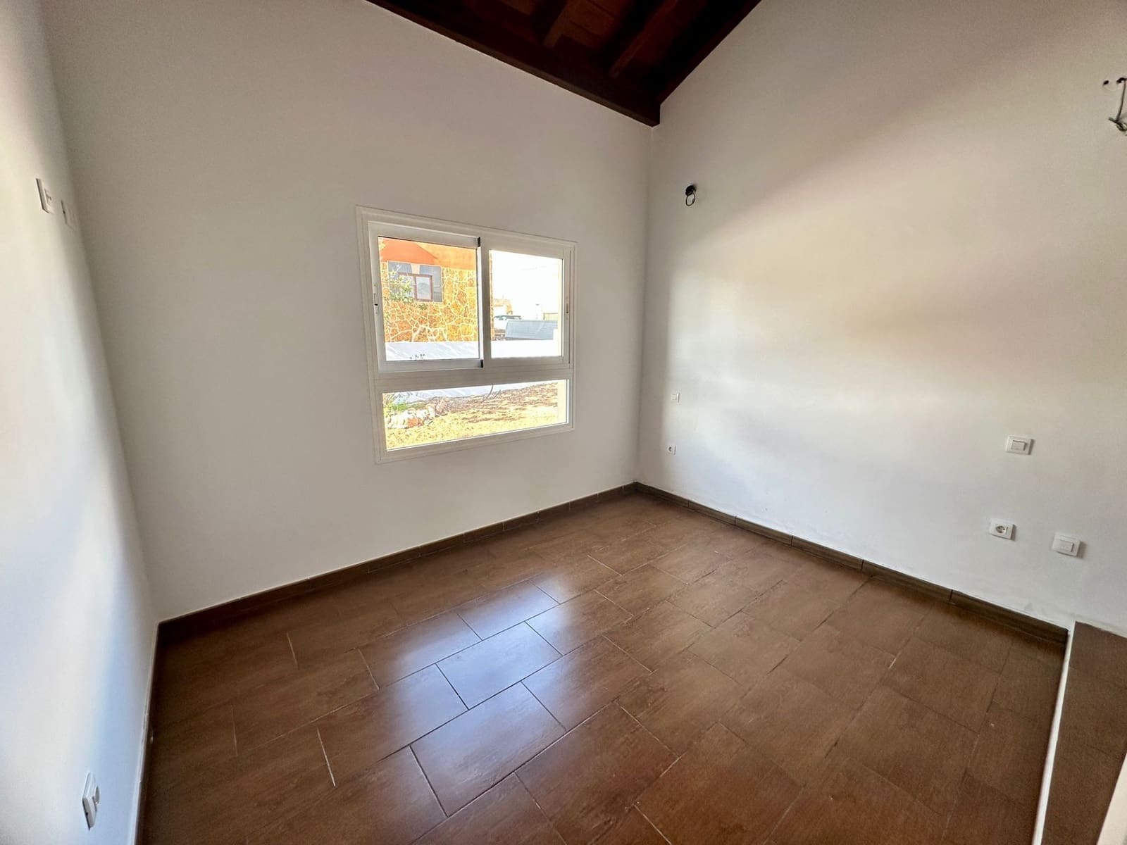 3 bedroom Villa for sale in Triquivijate - € 310,000 (Ref: 8691121)