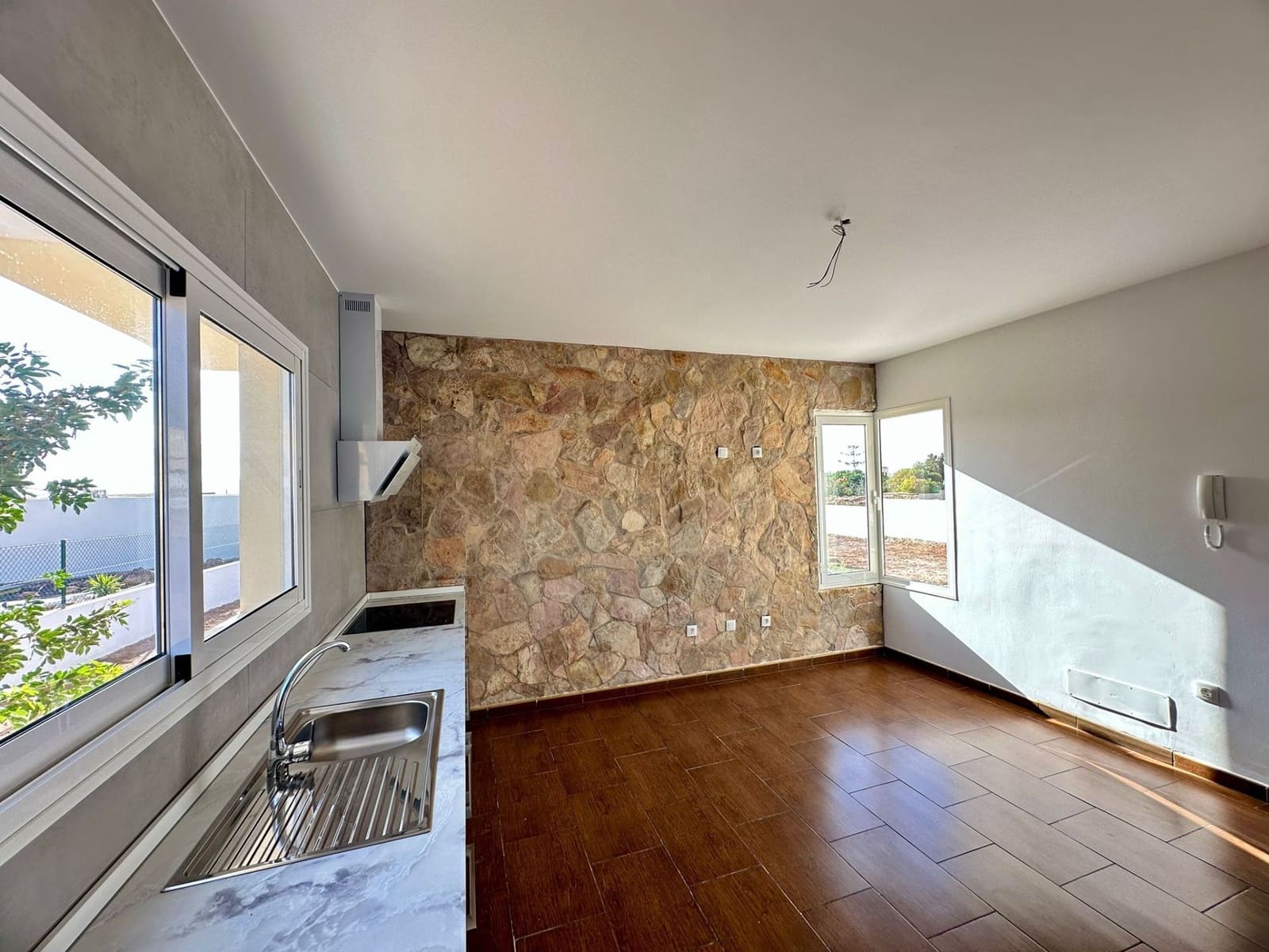 3 bedroom Villa for sale in Triquivijate - € 310,000 (Ref: 8691121)