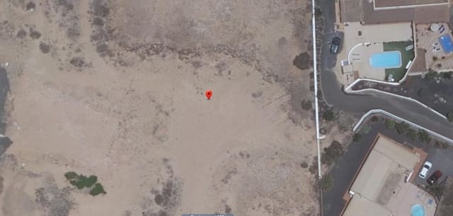 Landgrundstück zu verkaufen in Lajares, La Oliva - 262.500 € (Ref: 8759643)