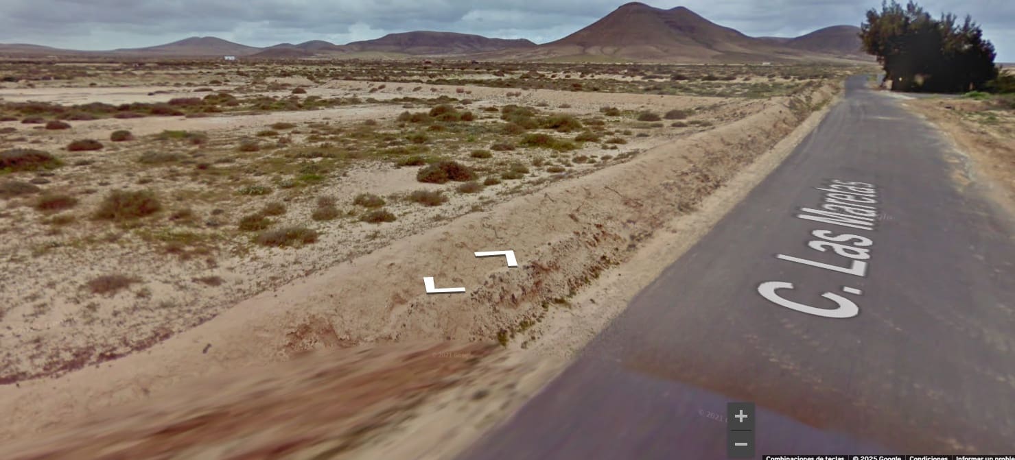 Grunde uden byggetilladelser til salg i Lajares - € 262.500 (Ref: 8759643)