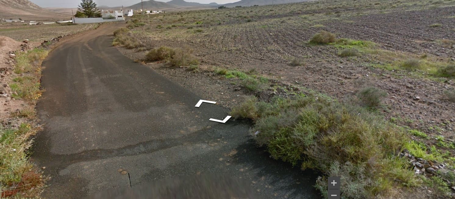 Grunde uden byggetilladelser til salg i Tindaya - € 90.000 (Ref: 8770023)