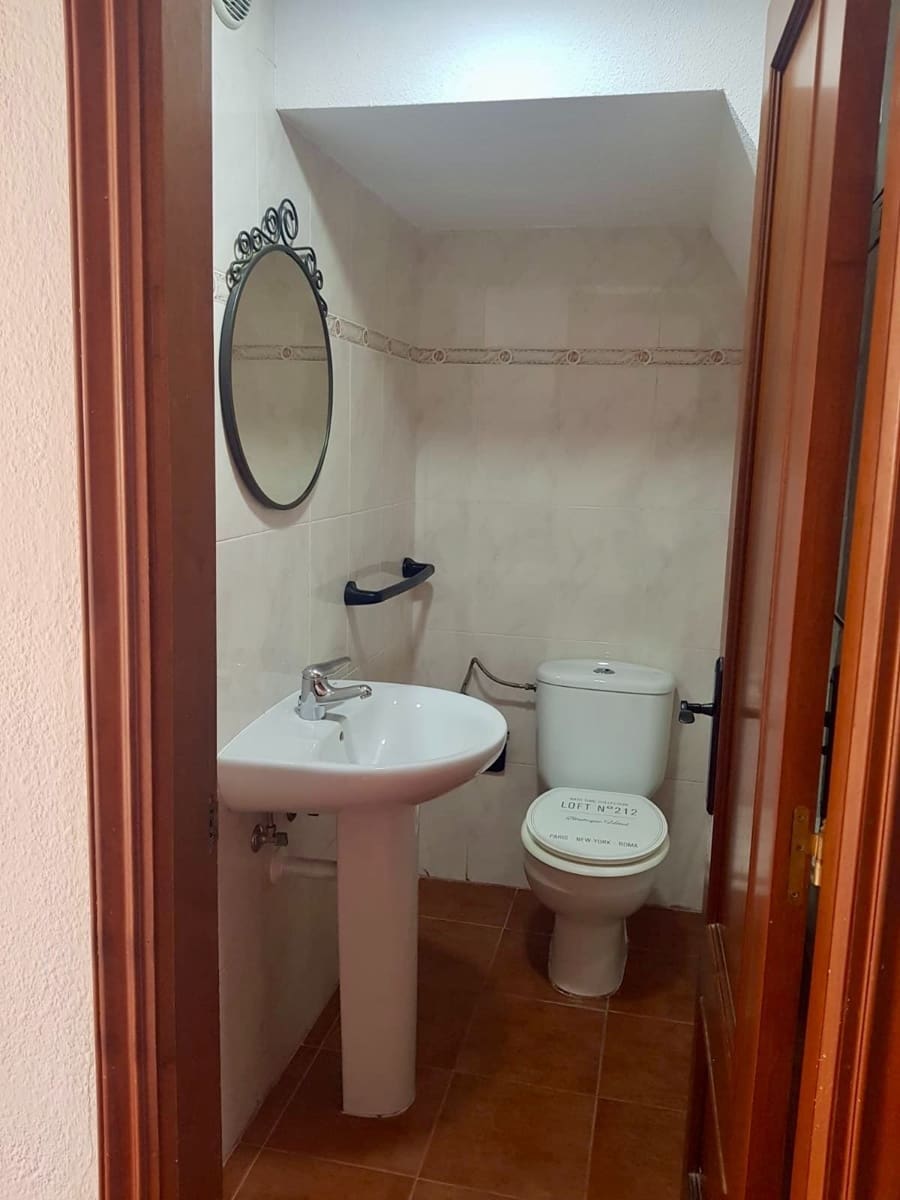 3 soveværelse Byhus til salg i Caleta de Fuste med swimmingpool - € 249.000 (Ref: 8812180)