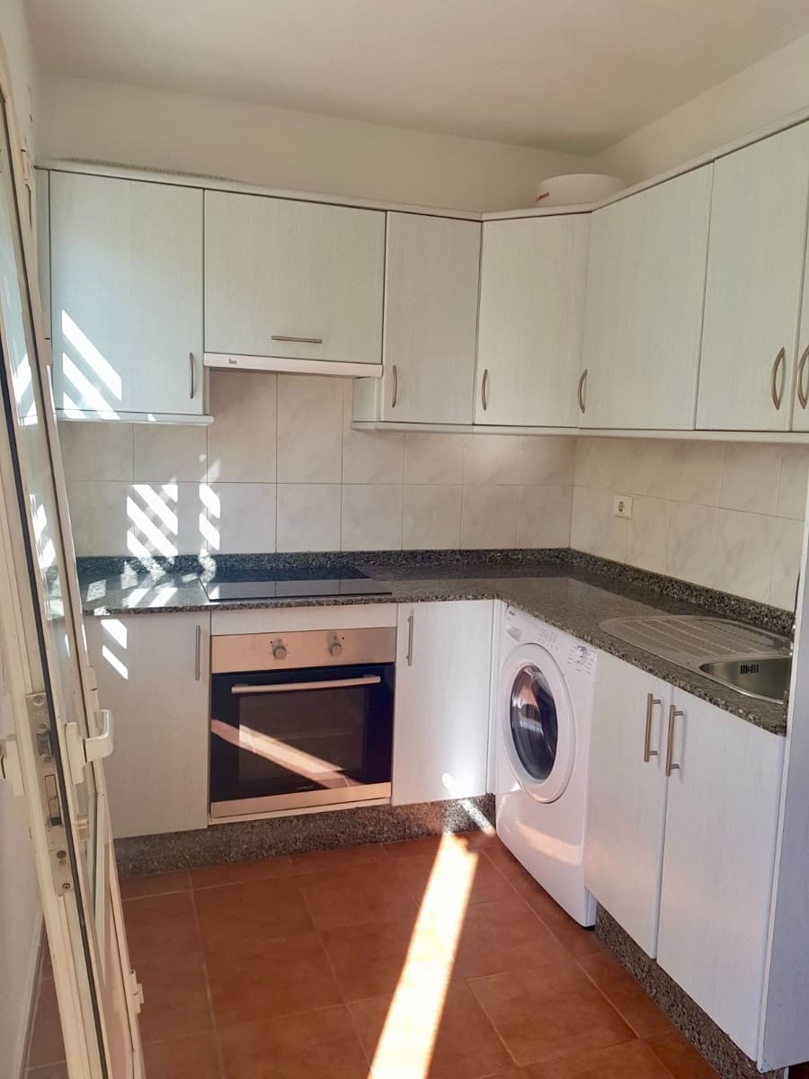 3 soveværelse Byhus til salg i Caleta de Fuste med swimmingpool - € 249.000 (Ref: 8812180)