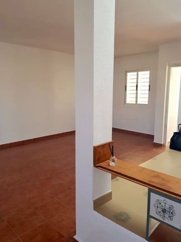 3 soveværelse Byhus til salg i Caleta de Fuste, Antigua med swimmingpool - € 249.000 (Ref: 8812180)