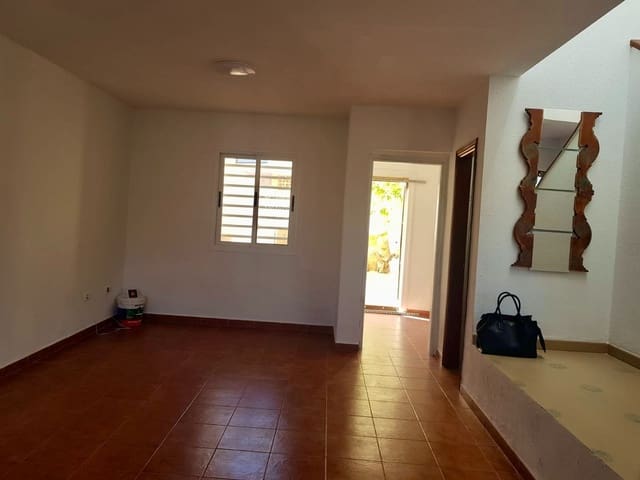 3 soveværelse Byhus til salg i Caleta de Fuste, Antigua med swimmingpool - € 249.000 (Ref: 8812180)