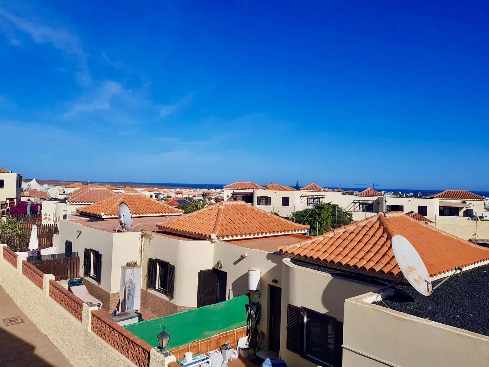 3 soveværelse Byhus til salg i Caleta de Fuste med swimmingpool - € 249.000 (Ref: 8812180)