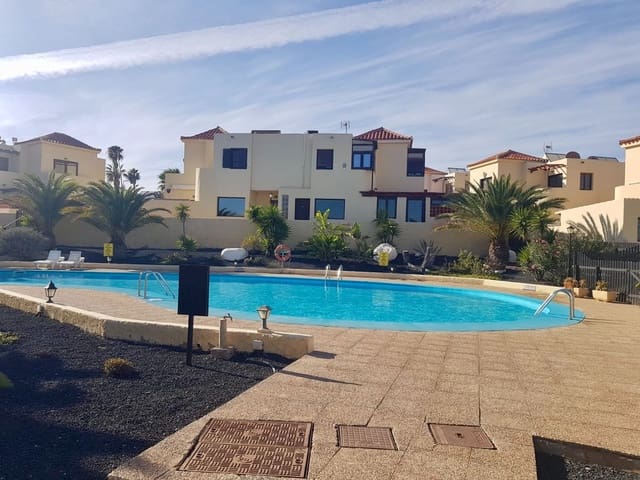 3 soveværelse Byhus til salg i Caleta de Fuste, Antigua med swimmingpool - € 249.000 (Ref: 8812180)