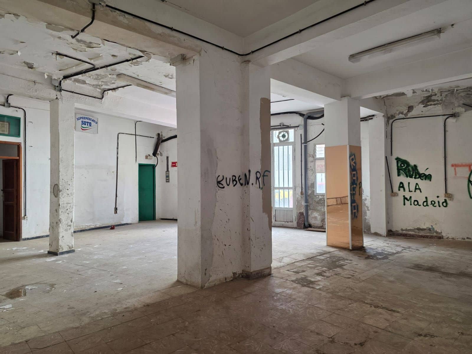 Commerciale in vendita in Gran Tarajal - 137.000 € (Rif: 8821816)