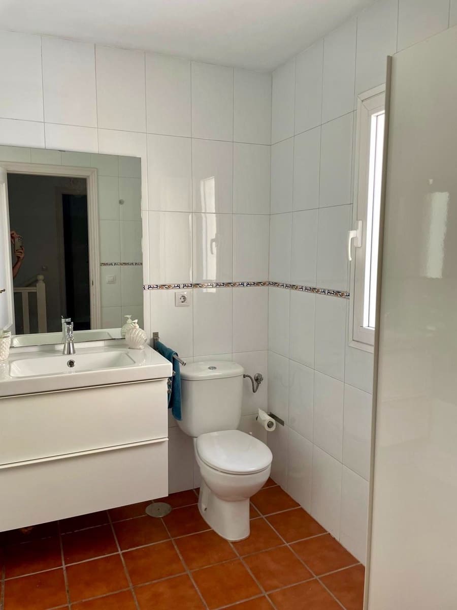 3 quarto Moradia para venda em Puerto del Rosario com piscina - 330 000 € (Ref: 8929760)