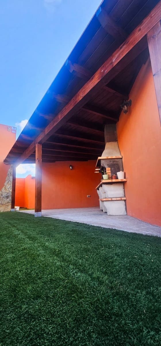 3 chambre Villa/Maison à vendre à Antigua - 450 000 € (Ref: 8956898)