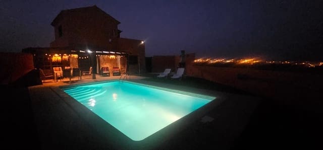 3 chambre Villa/Maison à vendre à Antigua - 450 000 € (Ref: 8956898)