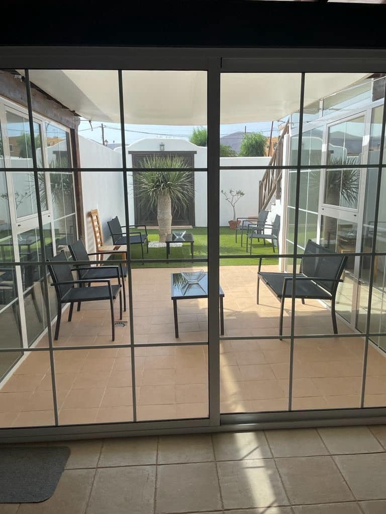 3 soveværelse Villa til salg i Tuineje med swimmingpool garage - € 469.000 (Ref: 9000961)