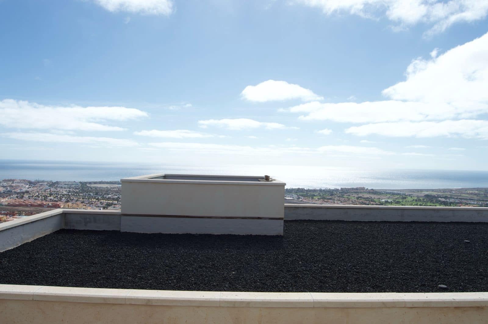 2 slaapkamer Flat te koop in Caleta de Fuste - € 275.000 (Ref: 9000963)