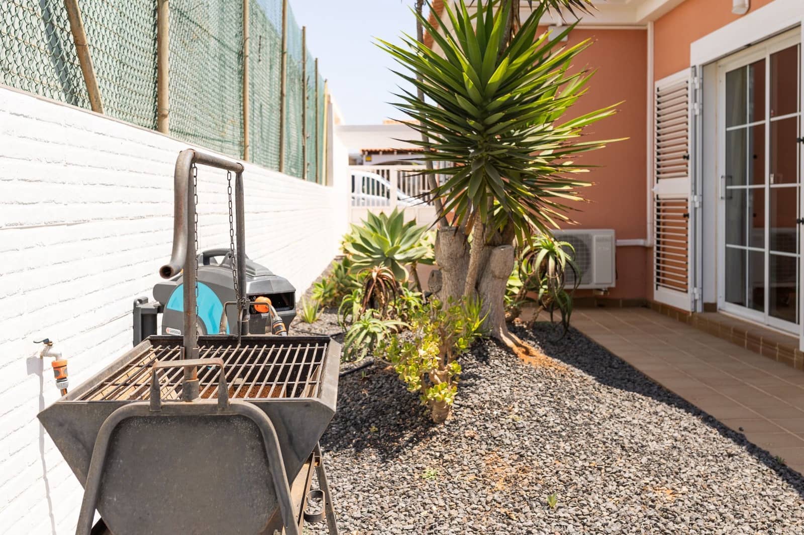 4 soveværelse Villa til salg i Caleta de Fuste med swimmingpool - € 520.000 (Ref: 9034346)