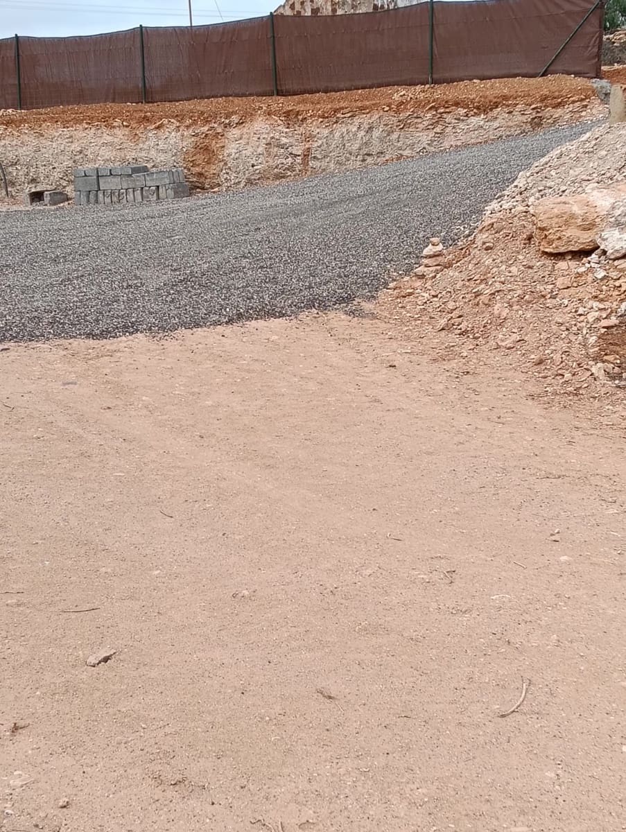 Grunde uden byggetilladelser til salg i Llanos de la Concepcion - € 90.000 (Ref: 9100516)