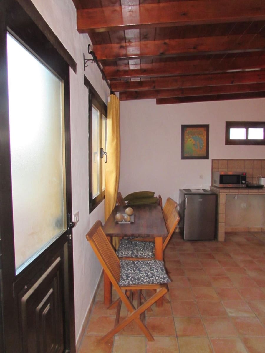 3 slaapkamer Villa te koop in Tindaya met garage - € 585.000 (Ref: 9100517)