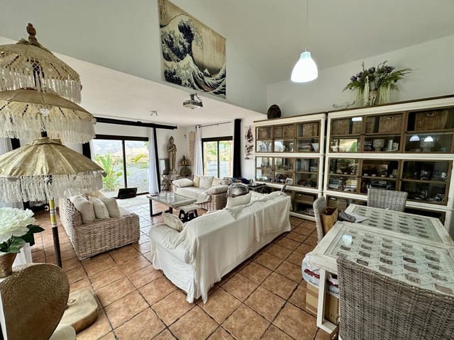 5 soveværelse Villa til salg i Puerto del Rosario - € 399.000 (Ref: 9102747)