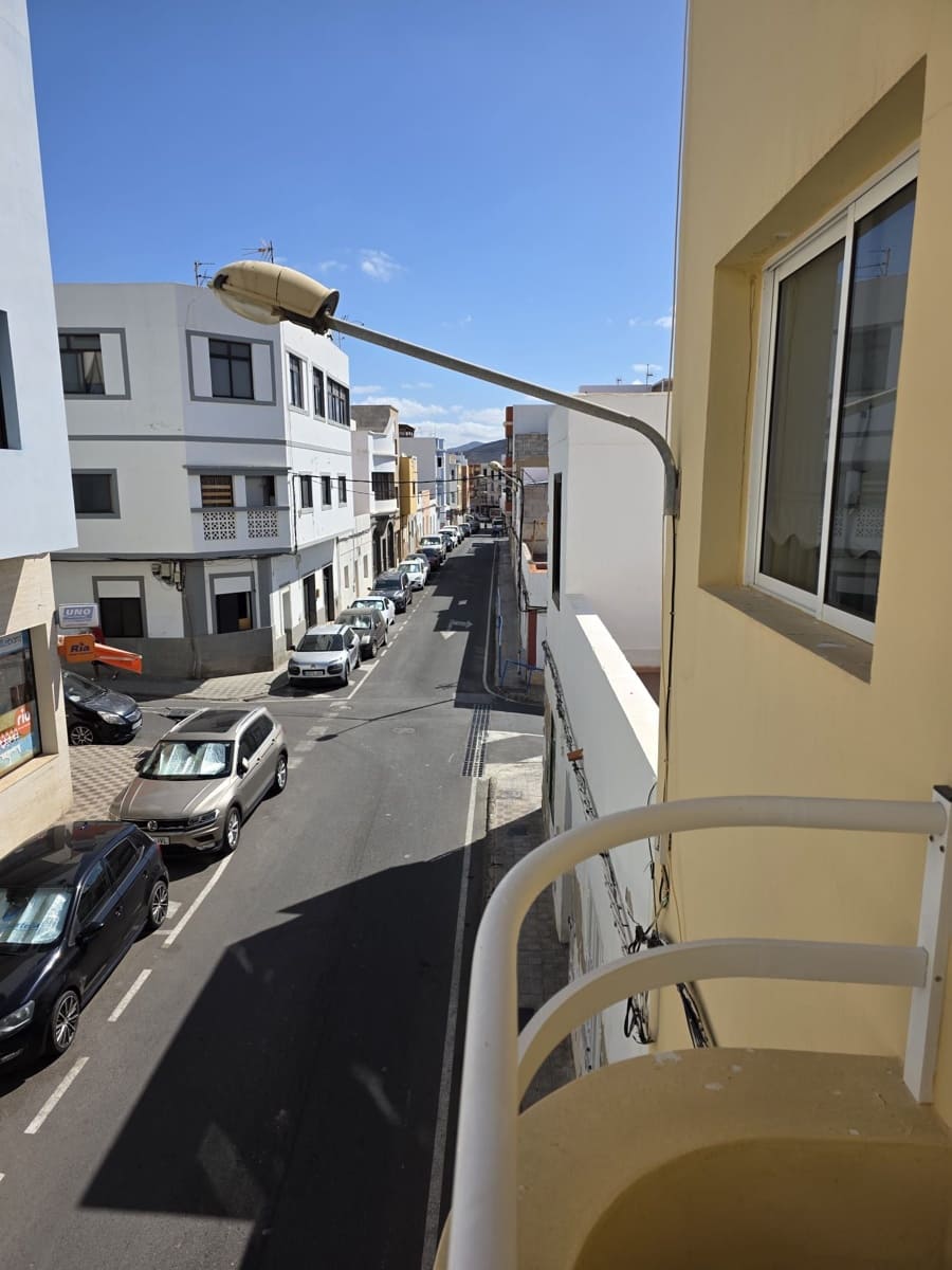 3 soveværelse Lejlighed til salg i Gran Tarajal - € 268.000 (Ref: 9128009)