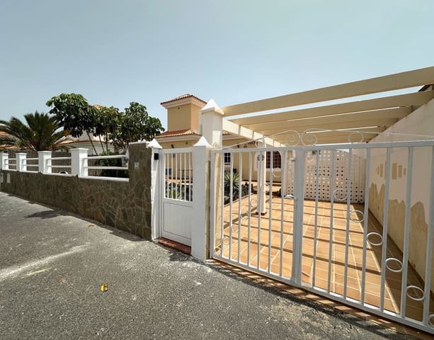 4 camera da letto Villa in vendita in Caleta de Fuste, Antigua con piscina garage - 510.000 € (Rif: 9129514)
