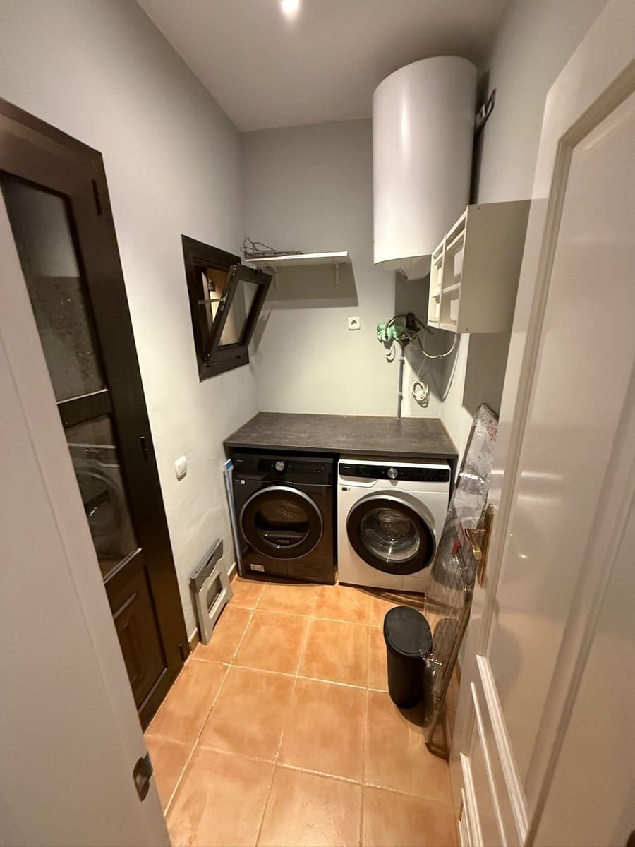 3 soveværelse Villa til salg i Triquivijate med swimmingpool garage - € 499.000 (Ref: 9142658)