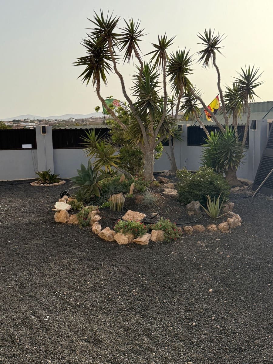 3 soveværelse Villa til salg i Triquivijate med swimmingpool garage - € 499.000 (Ref: 9142658)