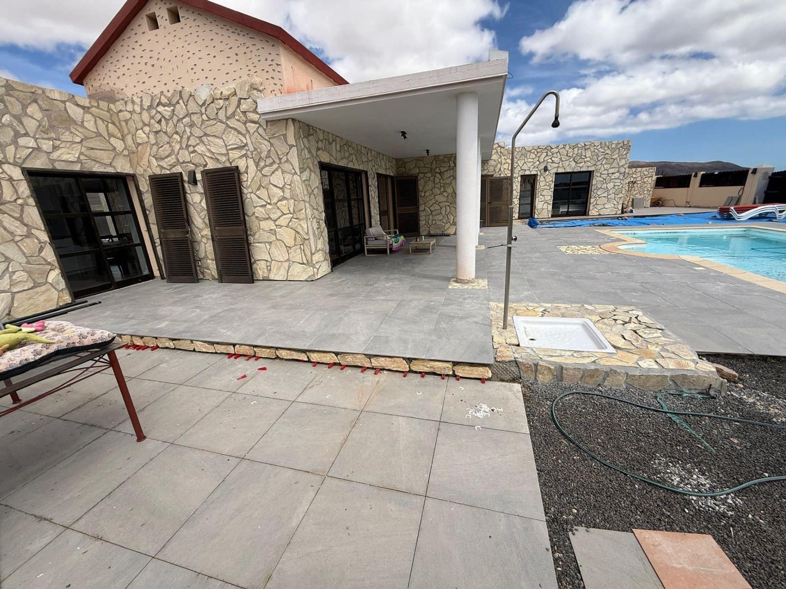 3 soveværelse Villa til salg i Triquivijate med swimmingpool garage - € 499.000 (Ref: 9142658)