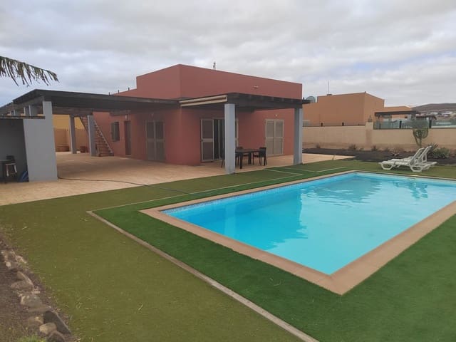 3 soverom Villa til salgs i Caleta de Fuste, Antigua med svømmebasseng - € 475 000 (Ref: 9163537)