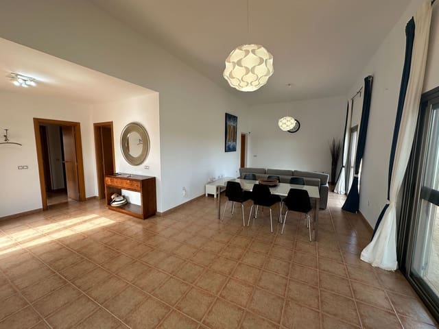 3 soverom Villa til salgs i Caleta de Fuste, Antigua med svømmebasseng - € 475 000 (Ref: 9163537)