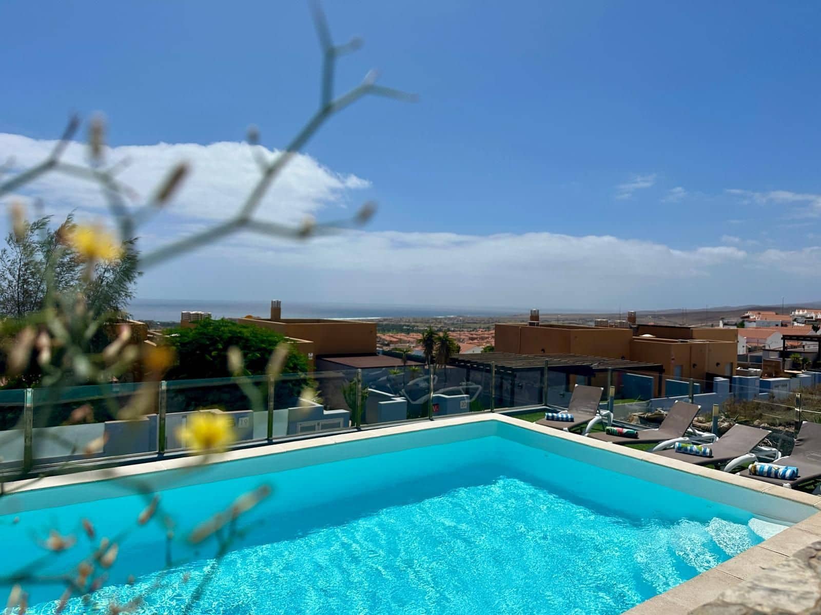 5 soveværelse Villa til salg i Caleta de Fuste - € 665.000 (Ref: 9202229)