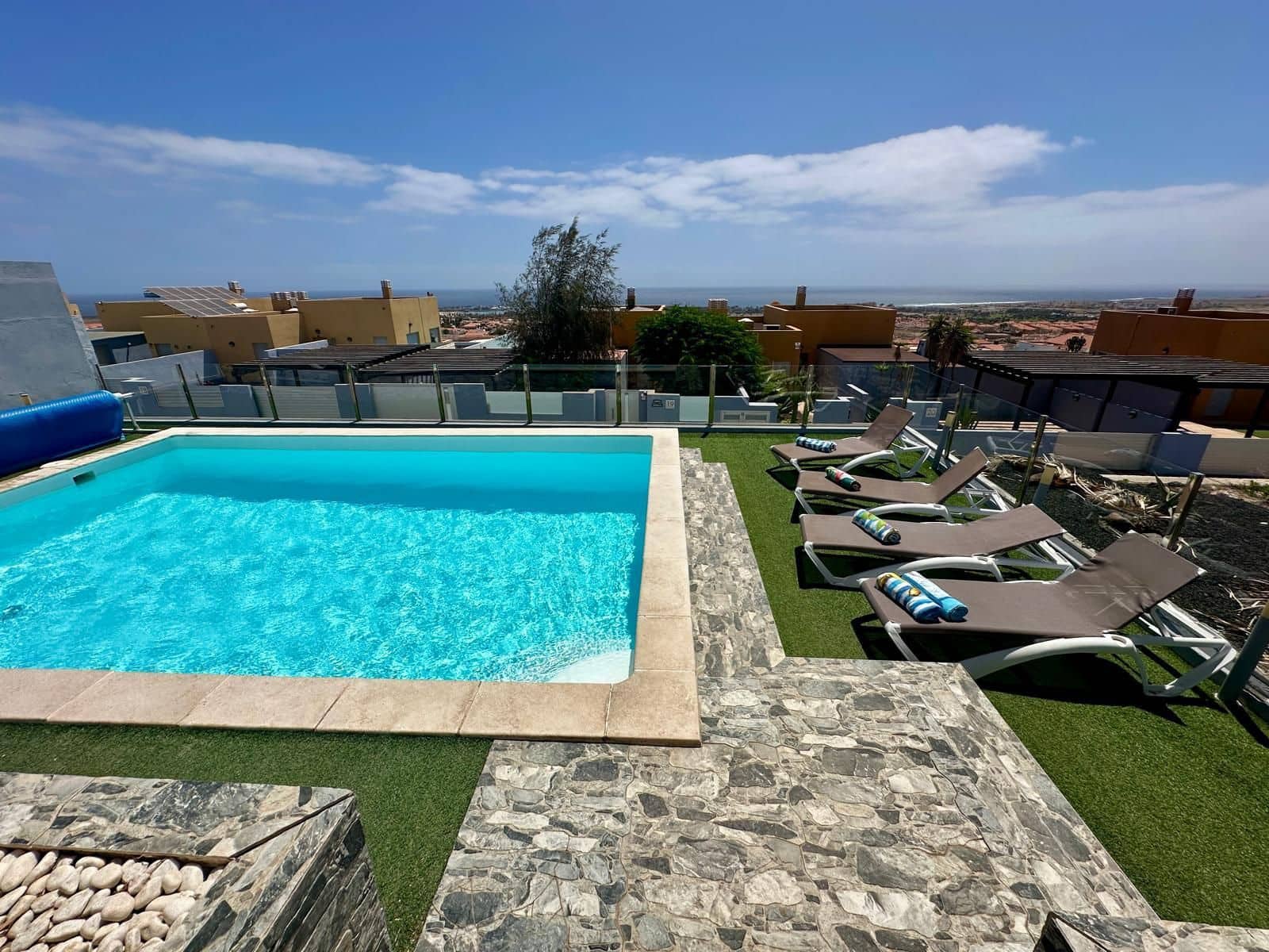 5 soveværelse Villa til salg i Caleta de Fuste - € 665.000 (Ref: 9202229)