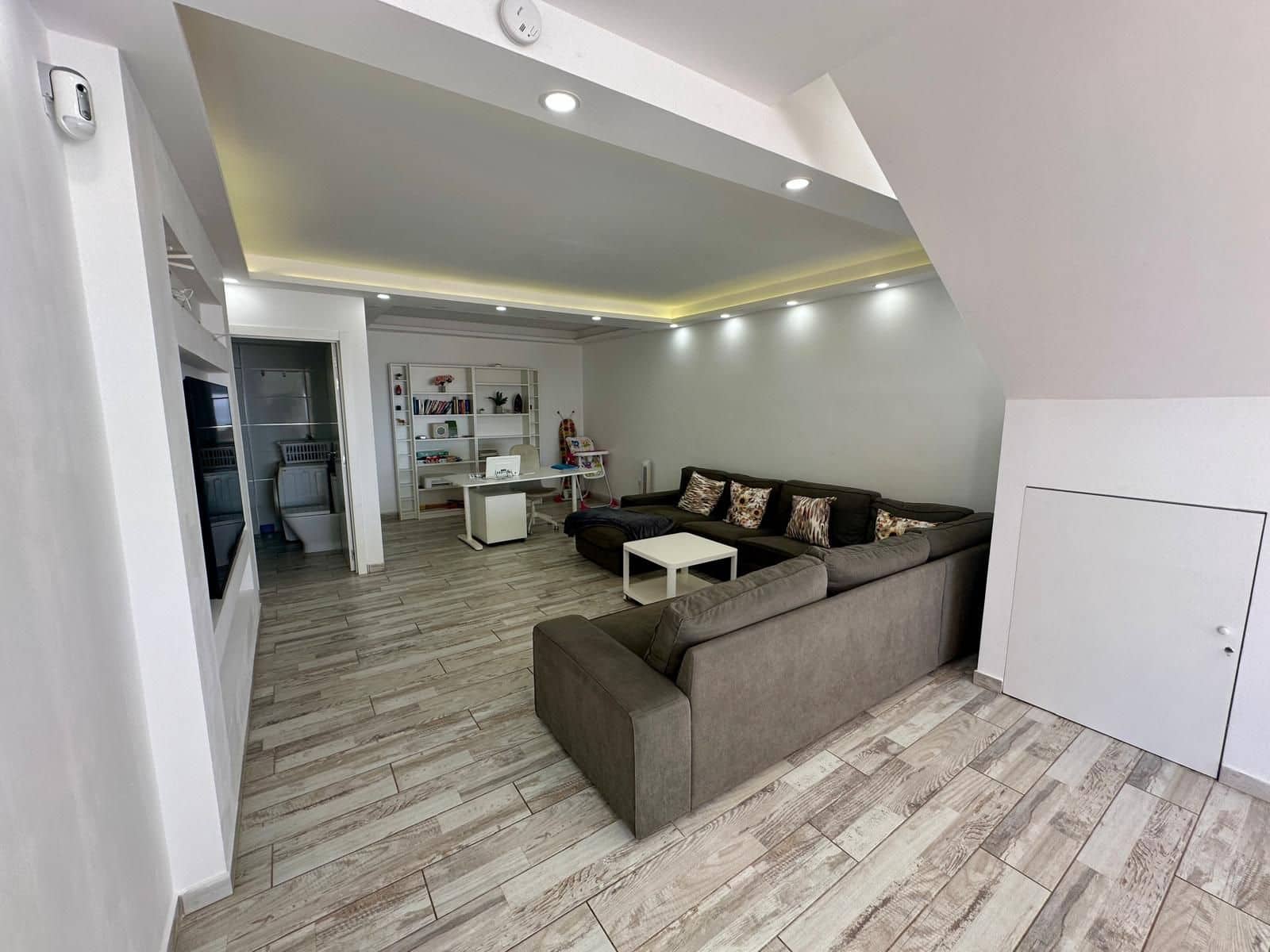 5 soveværelse Villa til salg i Caleta de Fuste - € 665.000 (Ref: 9202229)