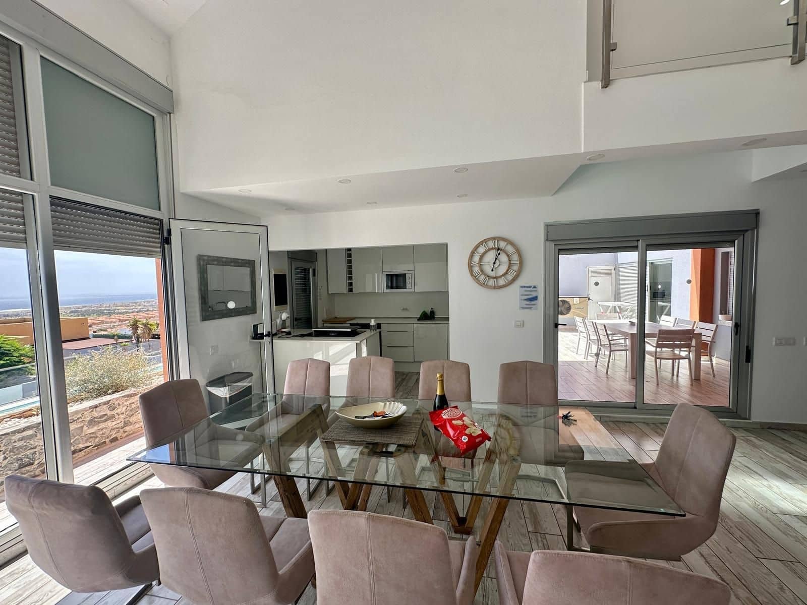 5 soveværelse Villa til salg i Caleta de Fuste - € 665.000 (Ref: 9202229)