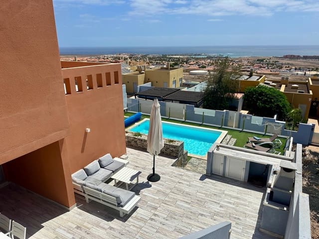 5 soveværelse Villa til salg i Caleta de Fuste, Antigua - € 665.000 (Ref: 9202229)