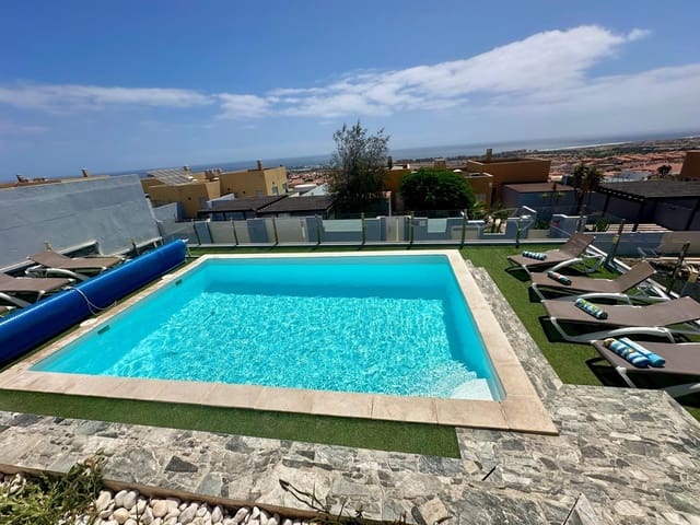 5 soveværelse Villa til salg i Caleta de Fuste, Antigua - € 665.000 (Ref: 9202229)