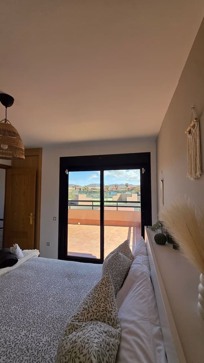 3 soverom Villa til salgs i Majanicho med svømmebasseng garasje - € 309 000 (Ref: 9242735)