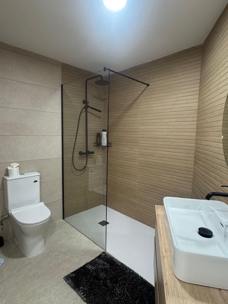 4 soveværelse Villa til salg i Caleta de Fuste med swimmingpool - € 675.000 (Ref: 9242736)