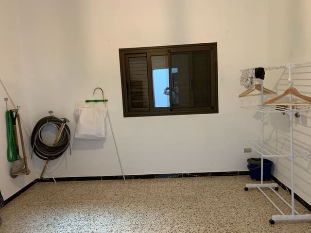 4 soveværelse Byhus til salg i Antigua - € 230.000 (Ref: 9256789)