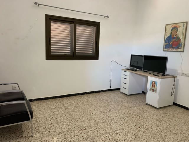 4 soveværelse Byhus til salg i Antigua - € 230.000 (Ref: 9256789)