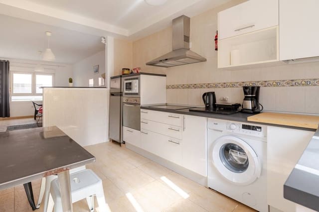 3 soverom Hus til salgs i El Matorral, Puerto del Rosario - € 178 000 (Ref: 9256790)