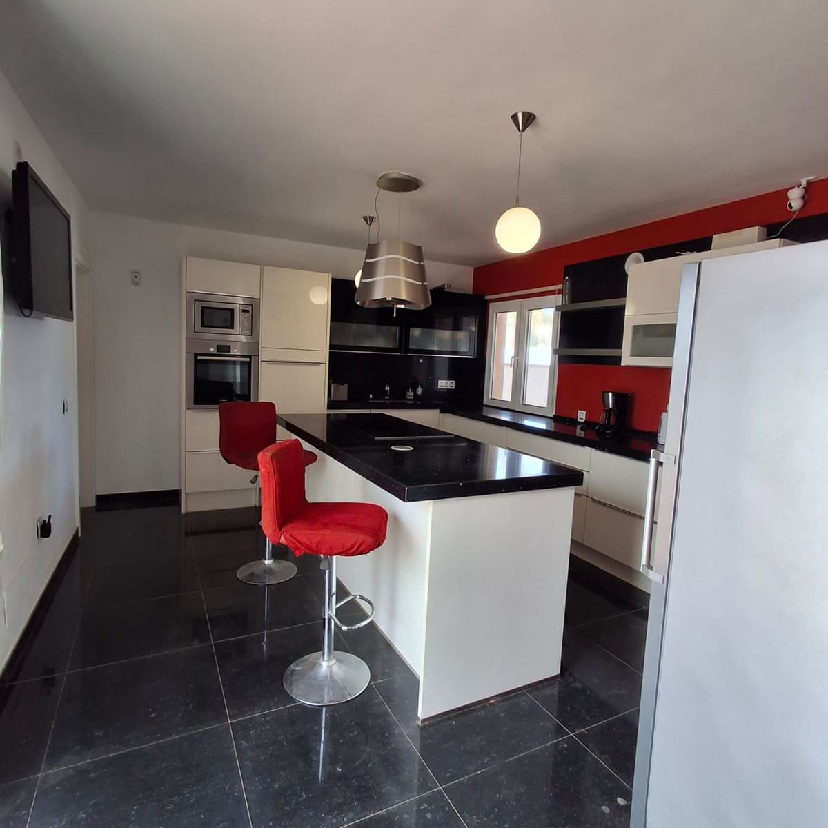 5 sypialnia Willa na sprzedaż w Tuineje z basenem garażem - 695 000 € (Ref: 9272147)