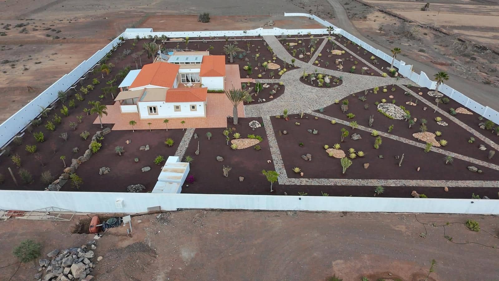 5 sypialnia Willa na sprzedaż w Tuineje z basenem garażem - 695 000 € (Ref: 9272147)