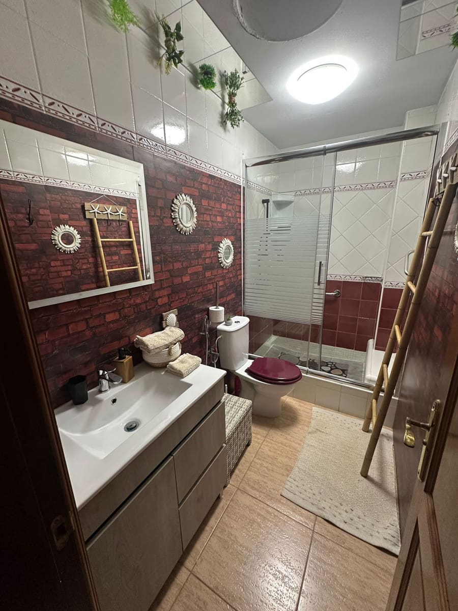 4 quarto Casa em Banda para venda em Puerto del Rosario com garagem - 285 000 € (Ref: 9284856)