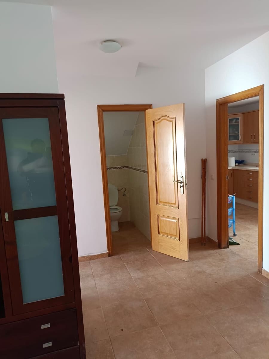 3 bedroom Townhouse for sale in Gran Tarajal - € 295,000 (Ref: 9294210)