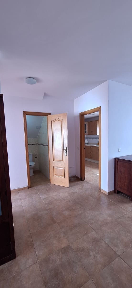 3 bedroom Townhouse for sale in Gran Tarajal - € 295,000 (Ref: 9294210)