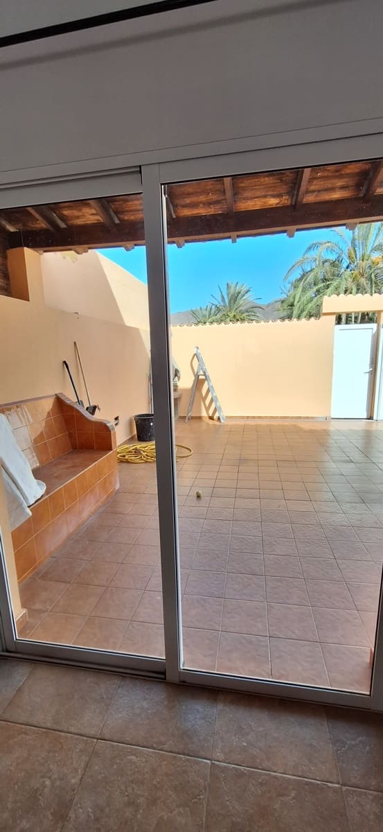3 bedroom Townhouse for sale in Gran Tarajal - € 295,000 (Ref: 9294210)