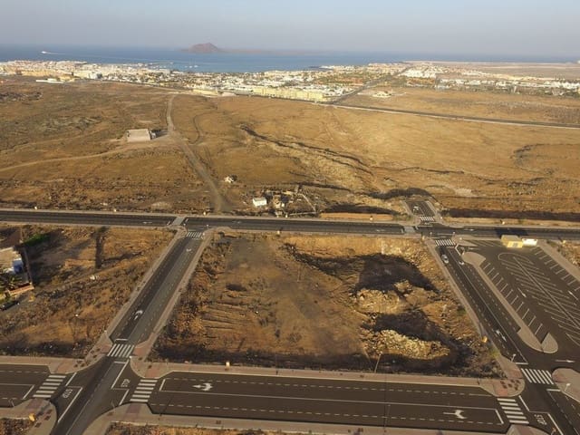 Terre non Aménagée à vendre à Corralejo, La Oliva - 150 000 € (Ref: 9330198)