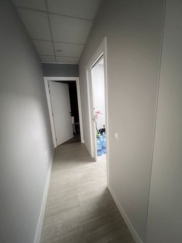 Commercieel te koop in Puerto del Rosario - € 130.000 (Ref: 9362014)