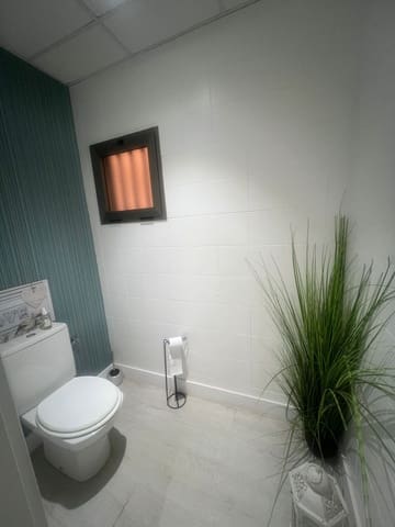 Commercieel te koop in Puerto del Rosario - € 130.000 (Ref: 9362014)